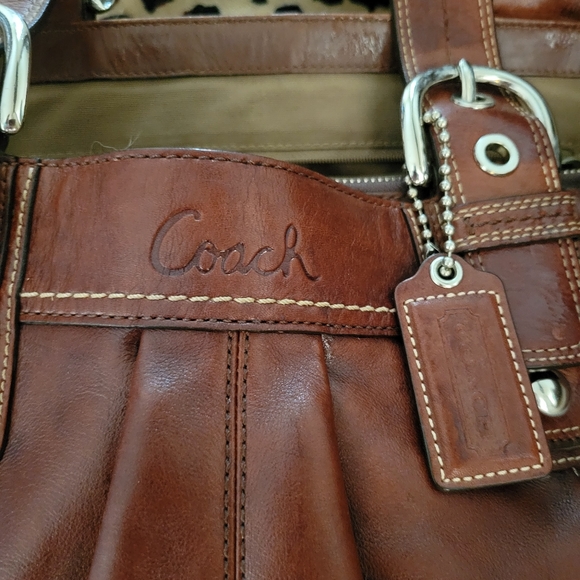 - Brown Coach Soho Pleated Large Leather Zip Tote F13732 - Picture 2 of 16